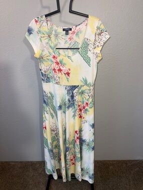 Chaps Yellow & White Tropical Midi Dress with Floral Print